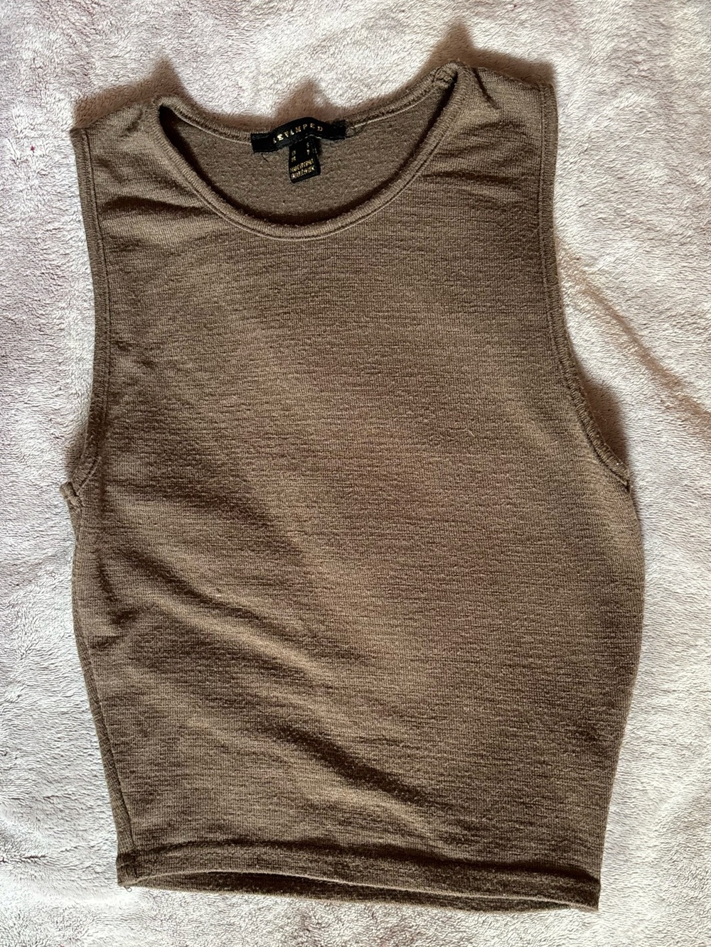 brown tank top
